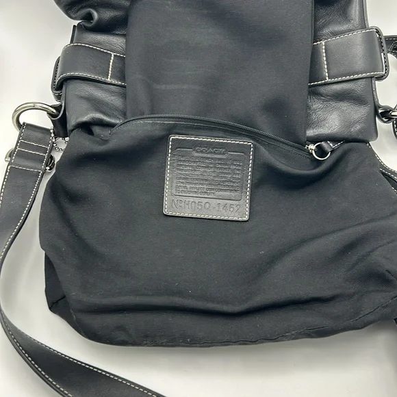 Coach H05Q-1452 Vintage Soho Slim Duffle Shoulder Crossbody Bag Black EUC - Picture 12 of 15